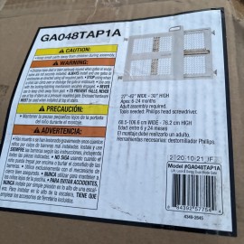Safety 1st 28-42 inch Lift, Lock and Swing Gate