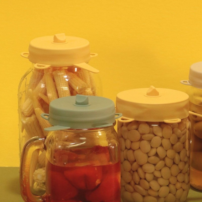 Silicone Airlock Fermentation Lids for Small Mouth Mason Jars. For