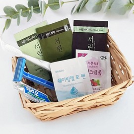 Disposable Travel Toiletries Kit M09969 8-Piece Toiletries Set 3ea