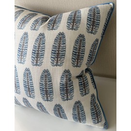 YugTex Thorpe Printed Decorative Square Accent Throw Pillow Cover - Decor for Living Room, Sofa, Chair, Patio, Car, Balcony, Bench, Porch, Nursery, Office, Bedroom - 20x20 Inches, Blue