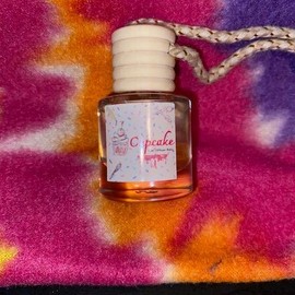 Scented Hanging Car Diffusers:_Cupcake 