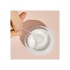 G9skin White In Milk Capsule Eye Cream Momento de aplicación