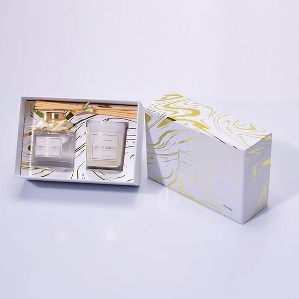 Aroma Diffuser and Candle Set, Aroma Gift Set. (Lavender)