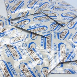 (e-ziresu) Z – 100pkc Low Moisture for Converts Oxygen Agent (100 Pcs X 2 Bag)