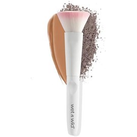 Wet n Wild Brocha para Maquillaje con Parte Superior Plana – Brocha Profesional para Base, Polvos y Contorno, Cerdas Suaves y Densas, Maquillaje Uniforme y Acabado Impecable