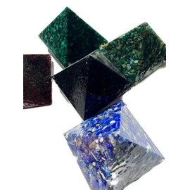 Pyramid Crystal Orgone Generator Energy Accumulator PERFECT GIFTING TOOL!!!! Metal Core Made using Advance Harmonics Orgonite Many Beautiful Ingredients! mc2h275b (Jade Nephrite)