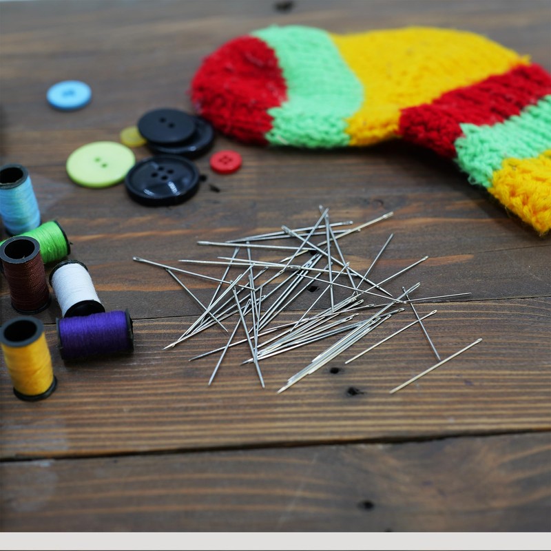 Sewing Needles Sharp Point, 50 pcs 4 Assorted Size Eyes