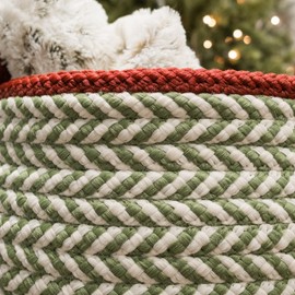 Colonial Mills Kringle Christmas Floor Decorative Braided Basket, 18"x18"x16", Wreath Green