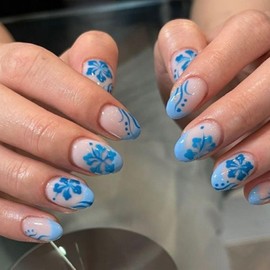 Short Oval Press on Nails French Tip Blue Fake Nails Floral Nails Press on with Hibiscus Designs Summer Nails Glue on Cute Acrylic Nails for Women Girls 24Pcs