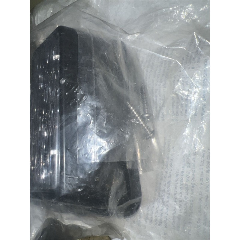 Whelen's RVA03ZCR is an amber TIR3 lighthead