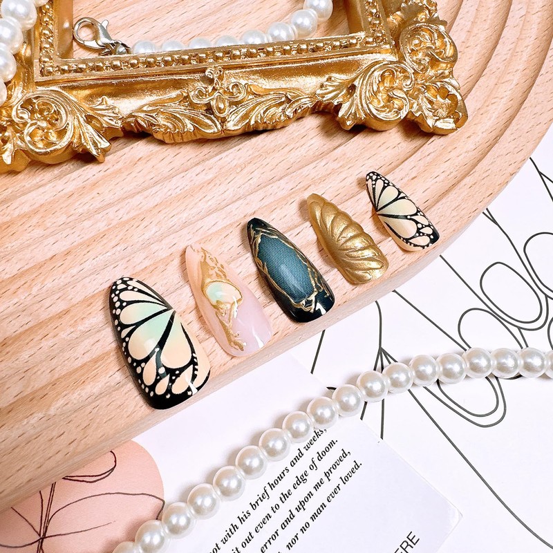 24Pcs Fall Press on Nails Medium Almond Fake Nails 3D