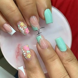 Square Press on Nails 24 PCS Green Fake Nails White Fake Nails Flower Design Fake Nails Medium Length Fake Nails Artificial Fake Nails for Women and Girls Daily Decorations