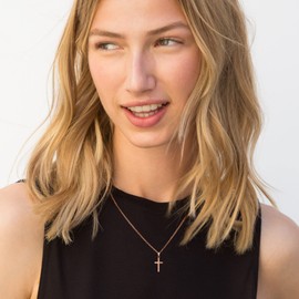 day.berlin Women's Cross Necklace Vice 18 K Gold-Plated 45 + 5 cm Variable Length Necklace with Cross Pendant (13 x 28 mm) Sturdy Curb Chain Made of 316L Stainless Steel, Nickel-Free and Waterproof,