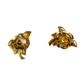 Rose Studs - finish: 24k gold