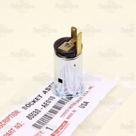 Toyota OEM Toyota 12 Volt Power Outlet Socket Assembly TACOMA SOLARA SEQUOIA 85530AE010