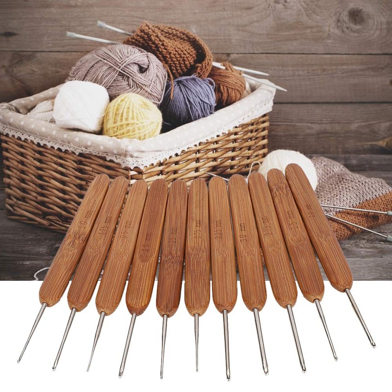 Crochet Hooks Set, Knitting Needles Bamboo Handle PortableBraiding Weaving Tool,