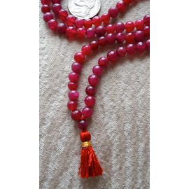 RED JADE JAPA MALA BEADS NECKLACE BLESSED & ENERGIZED (108+1) HINDU TIBETAN BUDDHIST PRAYER KARMA BEADS SUBHA ROSARY MALA FOR NIRVANA, BHAKTI, FOR REMOVING INNER DOSHAS, FOR CHANTING AUM OM, FOR AWAKENING CHAKRAS, KUNDALINI THROUGH YOGA MEDITATION-FREE O