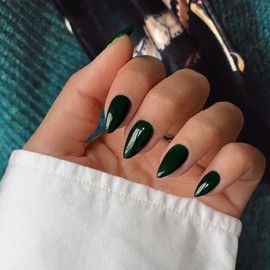 48Pcs Dark Green Press on Nails Almond Fake Nails Glue on Nails Medium Length Almond Shaped Nails Press ons, Stiletto Nails False Nails for Women Christmas Medium Almond Nails, Thick Acrylic Gel Nails