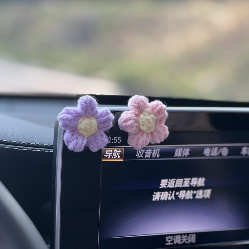 Crochet Flowers Dashboard Decorations, 6Pcs Cute Car Accessories for Women