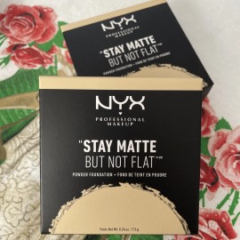 NYX PROFESSIONAL MAKEUP 2~NYX PROFESSIONAL MAKEUP Stay Matte But NotFlat Powder Foundation Nude