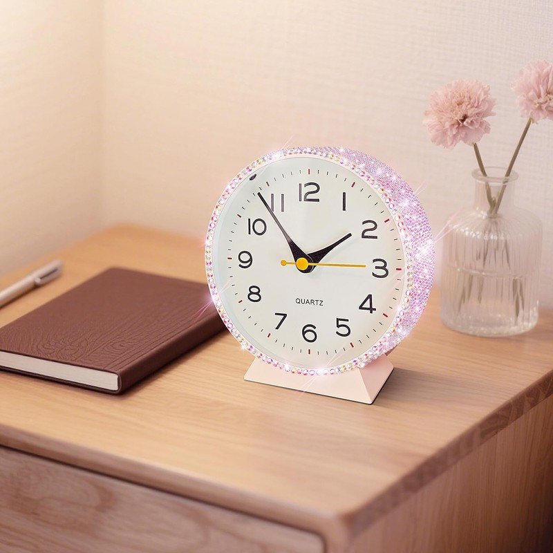Yivaiks Shiny 4.5" Analog Alarm Clock，Bling Small Silent Retro Desk