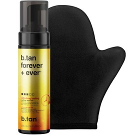 b.tan Kit de autobronceador de larga duración | b.tan Forever Bundle - Bronceador sin sol que dura hasta 11 días con aplicador de manoplas de autobronceado, sin olor a bronceado falso, sin molestias añadidas, vegano, libre de crueldad