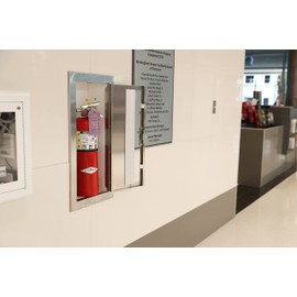 Amerex B456 ABC Dry Chemical Fire Extinguisher with Aluminum Valve, 10 lb. with Bracket