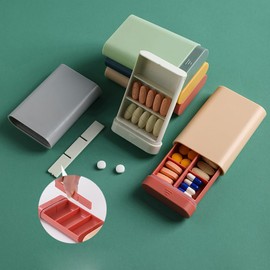 Vllcsla Pill Box Organiser Small for Pocket with Detacable Compartment 3 to 6 Times a Day Portable Pull-Out Pill Box, Daily Pill Organiser Travel Tablet Organiser, 9.5x6x5.7 cm