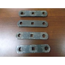 Western Auto SPRING SHACKLE 3 3/4"SIDE BAR-SET OF FOUR  Make or rebuild leaf spring shackles.