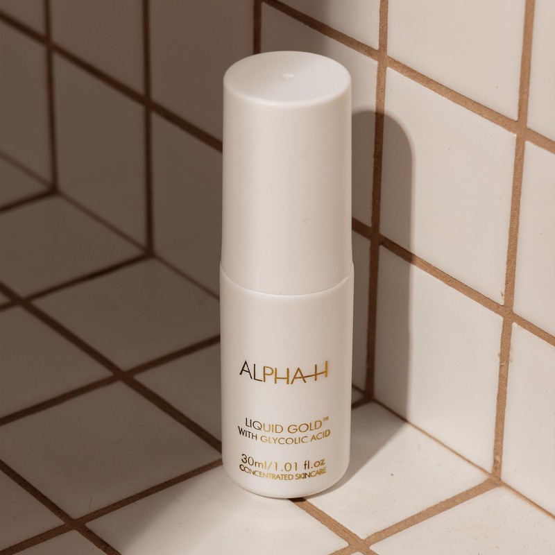 Alpha-H Mini Liquid Gold Exfoliating Treatment with Glycolic Acid 1