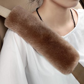 ROYAGO 2pc Soft Genuine Sheepskin Wool Auto Seat Belt Cover Seatbelt Shoulder Pad for a More Comfortable Driving, Compatible with All Cars(Brown)