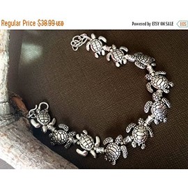 Taneesi Turtle Bracelet,Silver Charm Bracelet,Tortoise Bracelet,Hawaii Jewelry,Bohemian Jewelry,Men's Bracelet,Charm Bracelet by Ta