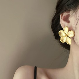 Gold Flower Earrings for Women Silver Flower Statement Earrings Chunky Floral Earrings for Women Gift (gold1)