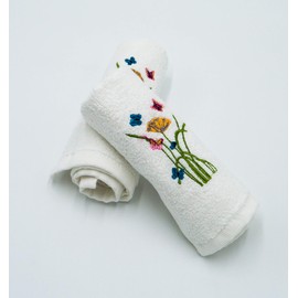 Pack of 2 Floral & Butterfly Embroidered Towels Flannels