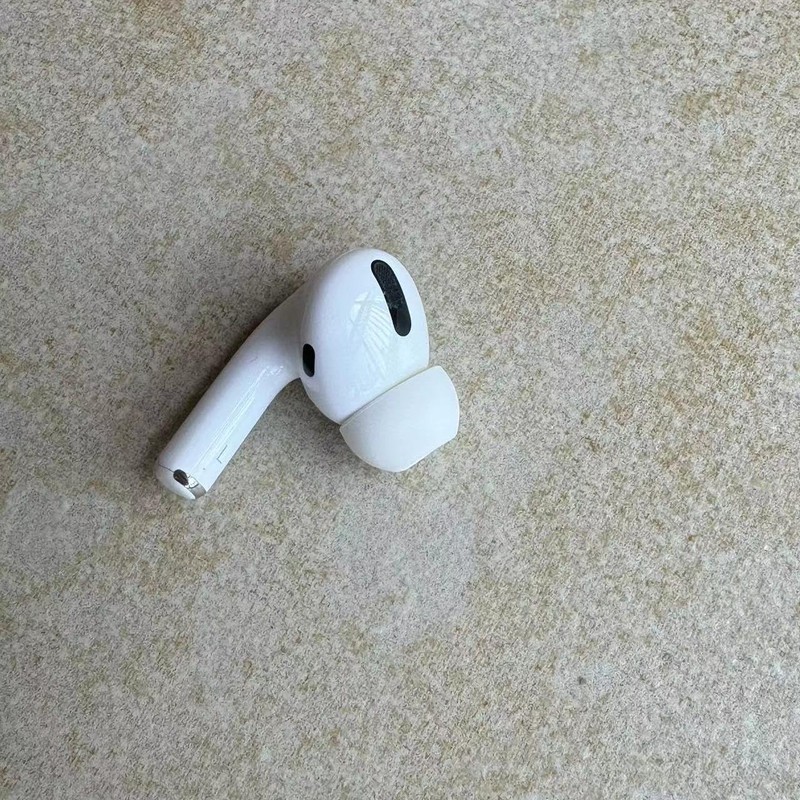 Meenova A2084 Left Earbud Replacement, Single Left Ear Side Only