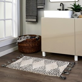 SKL Home Geo Rug for Bath/Kitchen/Bar & Gift, Tan