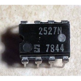 Signetics 2527N 2527 - Dual 240 Bit Static Shift Register - NOS - RARE !