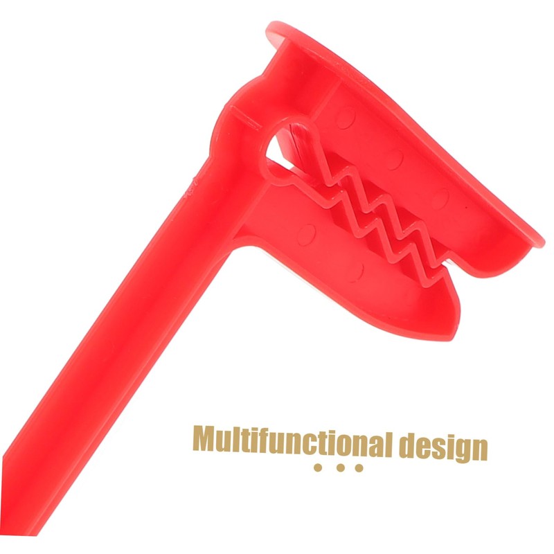 BESPORTBLE 4PCS Outdoor Towel Clips Durable Beach Towel Spikes for