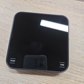 FOXNSK Kaffeewaage mit Timer, Digitale Espresso Waage mit 4 Modi für Barista, USB Aufladbare, Mini Multifunktionale Coffee Scale mit LED-Anzeige und Tara, 0.1g Hochpräzise, Elektronische Küchenwaage