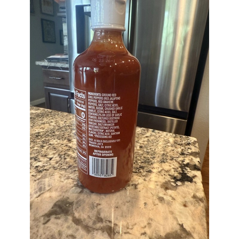 Trader Joe's 2 Pack SRIRACHA SAUCE 18.25 oz each Sealed
