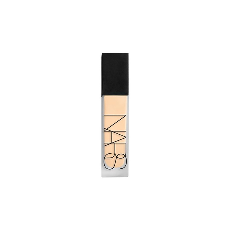 네츄럴 매트 롱웨어 파운데이션 Natural Matte Longwear Foundation