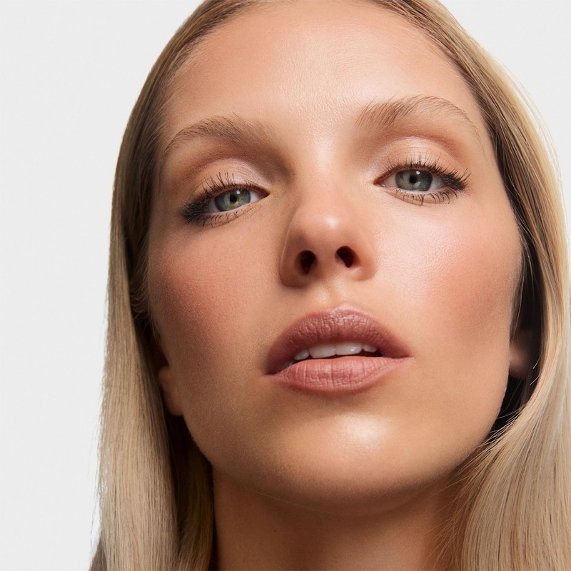 Inglot Creamy Bronzer Stick Natural Contouring and Easy to Use