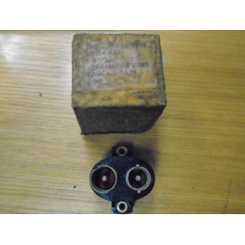 Military 25 AMP Klixon Circuit Breaker - 24VDC!!!!   P/N:  7526908 Douglas Conn