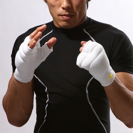 BODYMAKER KD009 Super Fist Supporters, 1 Pair, White, M, Protector, Martial Arts, Karate, Fist Supporters, Junior Sizes, Kids