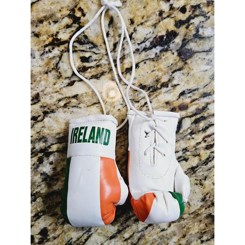 Country Flag Mini Boxing Gloves For Hanging - Country: Ireland