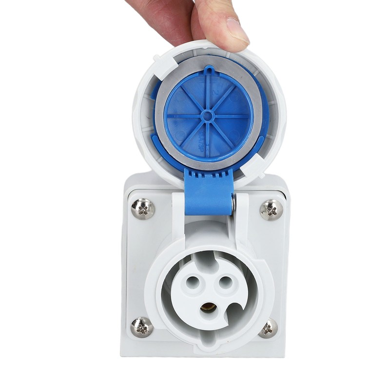 Industrial Power Connector IP67 Waterproof Dustproof 3 Core 16A 2P+E