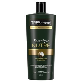 TRESemmé Botanique Hydration & Control Shampoo for Waves and Curls 685 ml