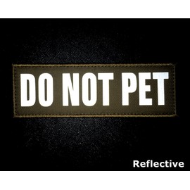 JUJUPUPS 2 Pack Reflective Tactical Dog Patches Service Dog ，in Training,DO NOT PET, Tags with Hook and Loop Patches for Vests and Harnesses (Coyote Brown, DO NOT PET)