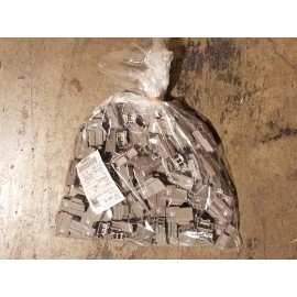 Yazaki 100 Count Yazaki Connectors 7282644940 7282-6449-40 CONN 4P YESC KAIZEN LT GRY