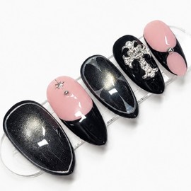 Black Punch  - Short Almond / Black Punch  - 숏아몬드